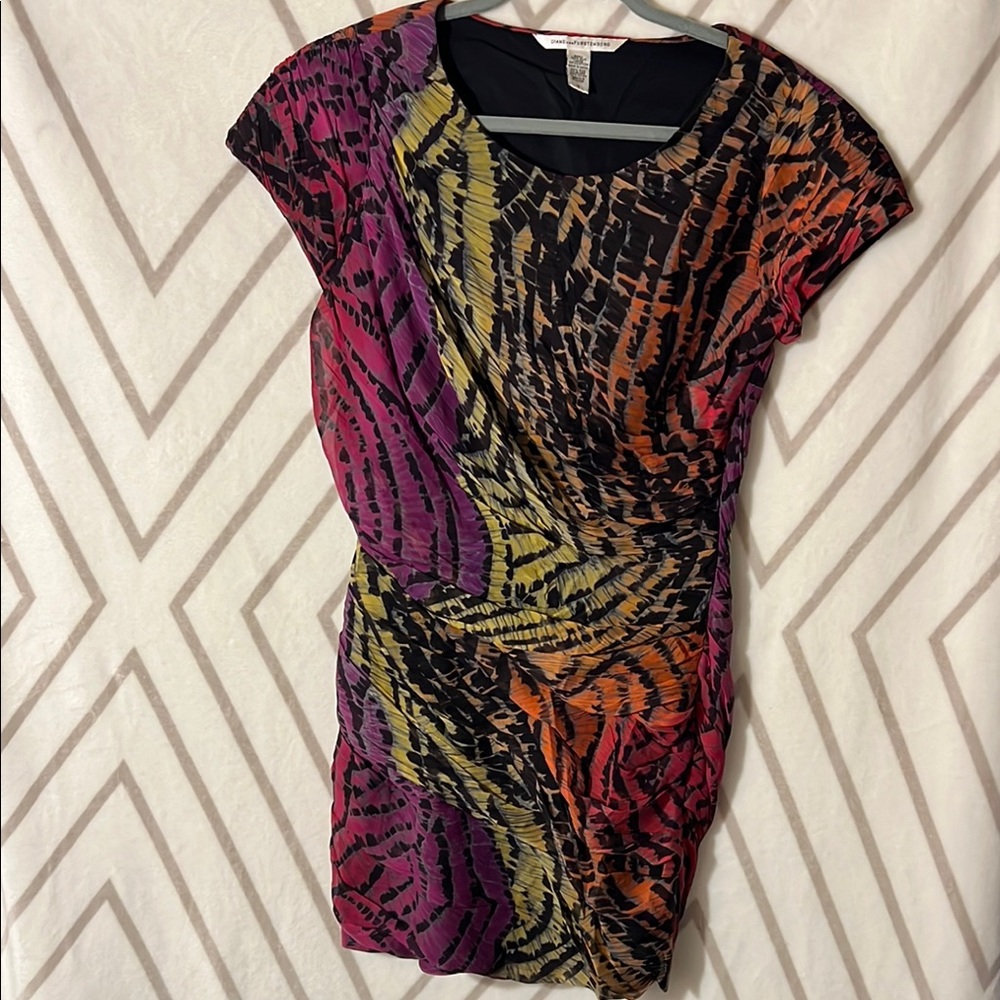 Diane Von Furstenberg Black and Red Dress